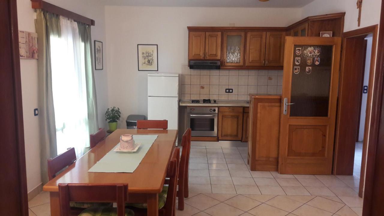 Apartman Rabatin Свети свети Филип и Яков Екстериор снимка