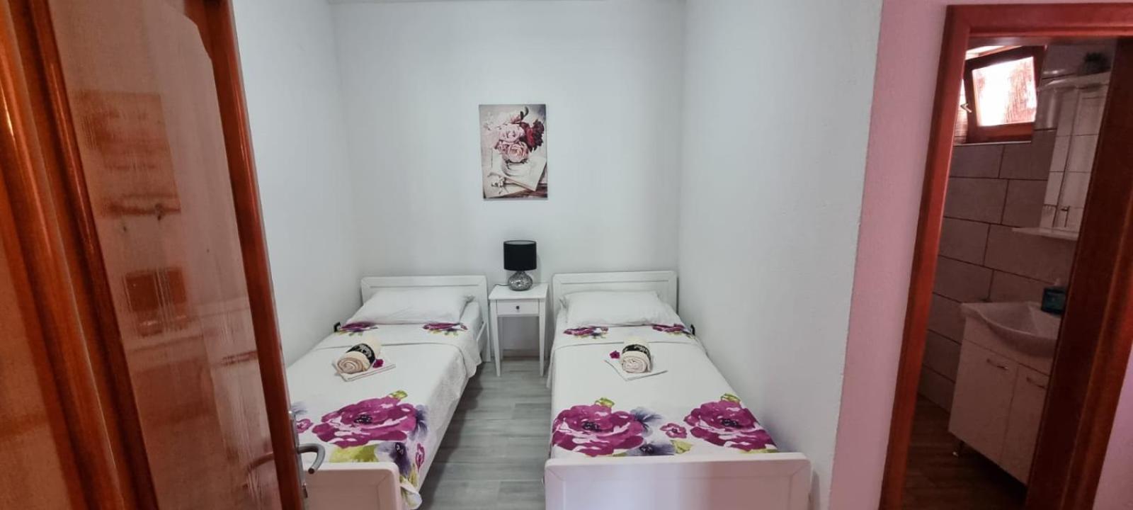 Apartman Rabatin Свети свети Филип и Яков Екстериор снимка